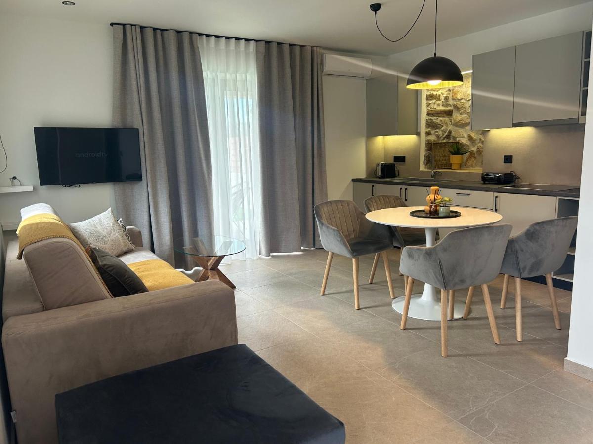 Piedra Luxury Apartments 나플리오 외부 사진
