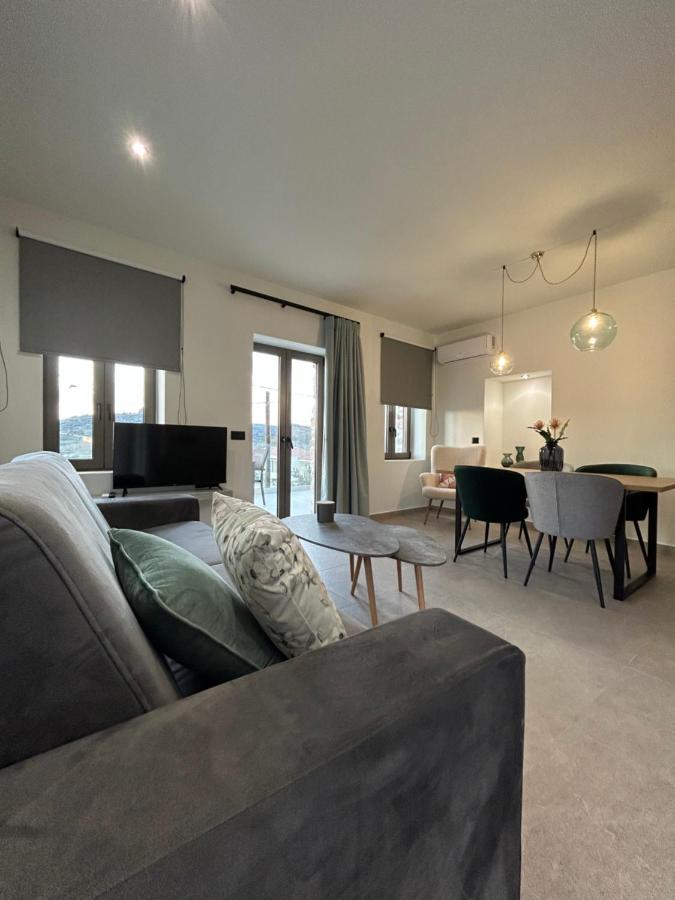 Piedra Luxury Apartments 나플리오 외부 사진